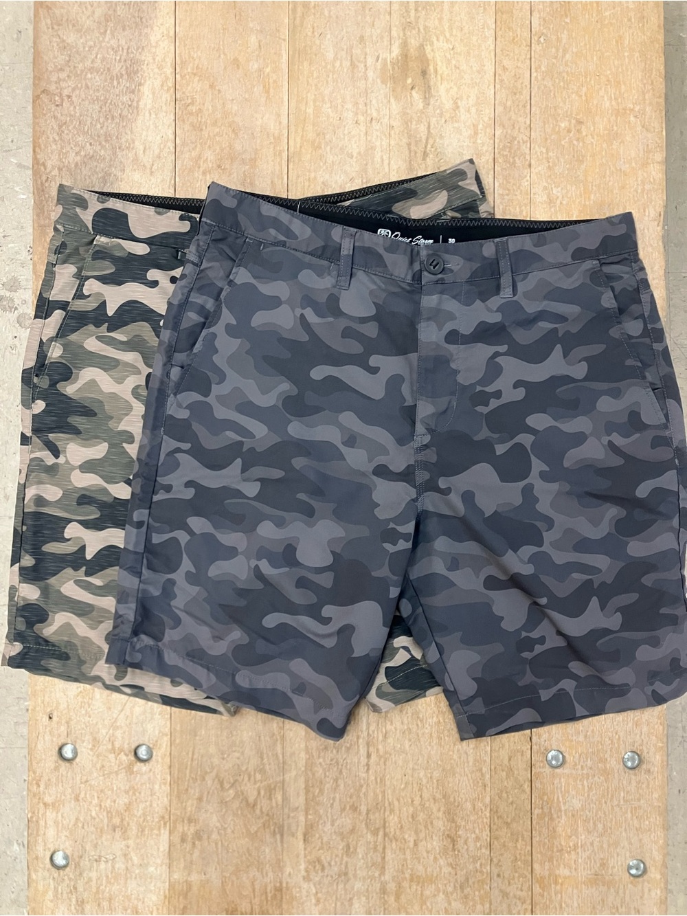 QUIET STORM Hybrid Shorts 2 Pack Black Camo Green Submersible 30 Mens Board NEW
